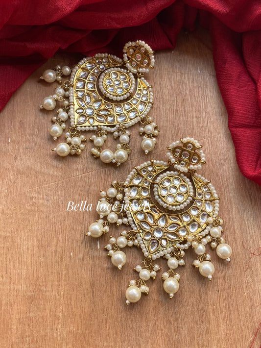 Nisha Kundan Chandbali