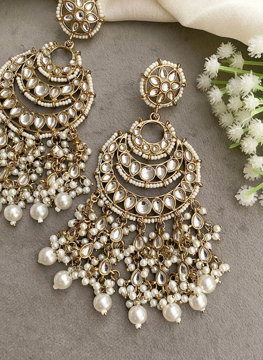 Zoya Kundan ivory chandbali