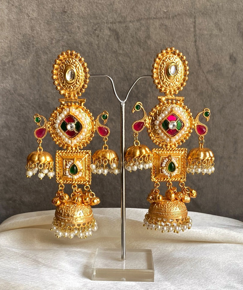Ridhi Golden Jhumka Earrings