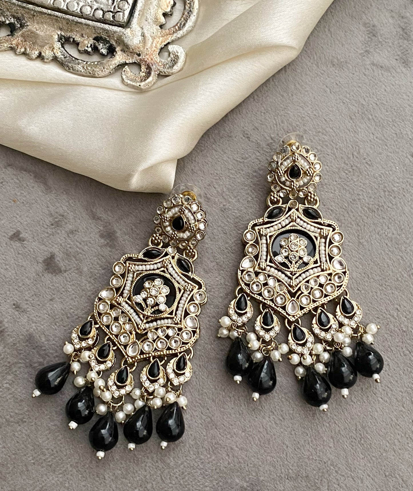 Black Mohini Kundan Earrings
