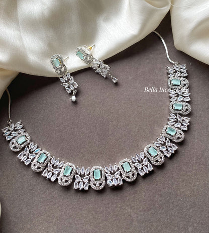 Kia Diamond necklace set- Mint