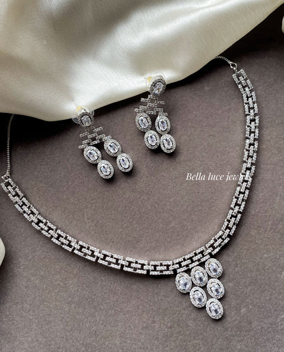 Saasha Diamond necklace set