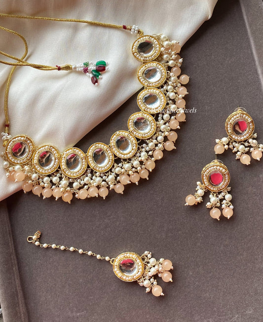 Peach Rea Kundan Choker Necklace Set