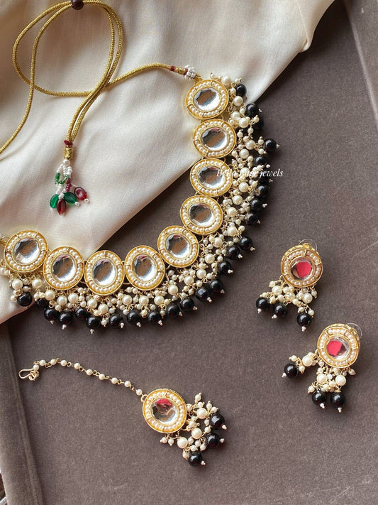Black Rea Kundan Choker Necklace Set