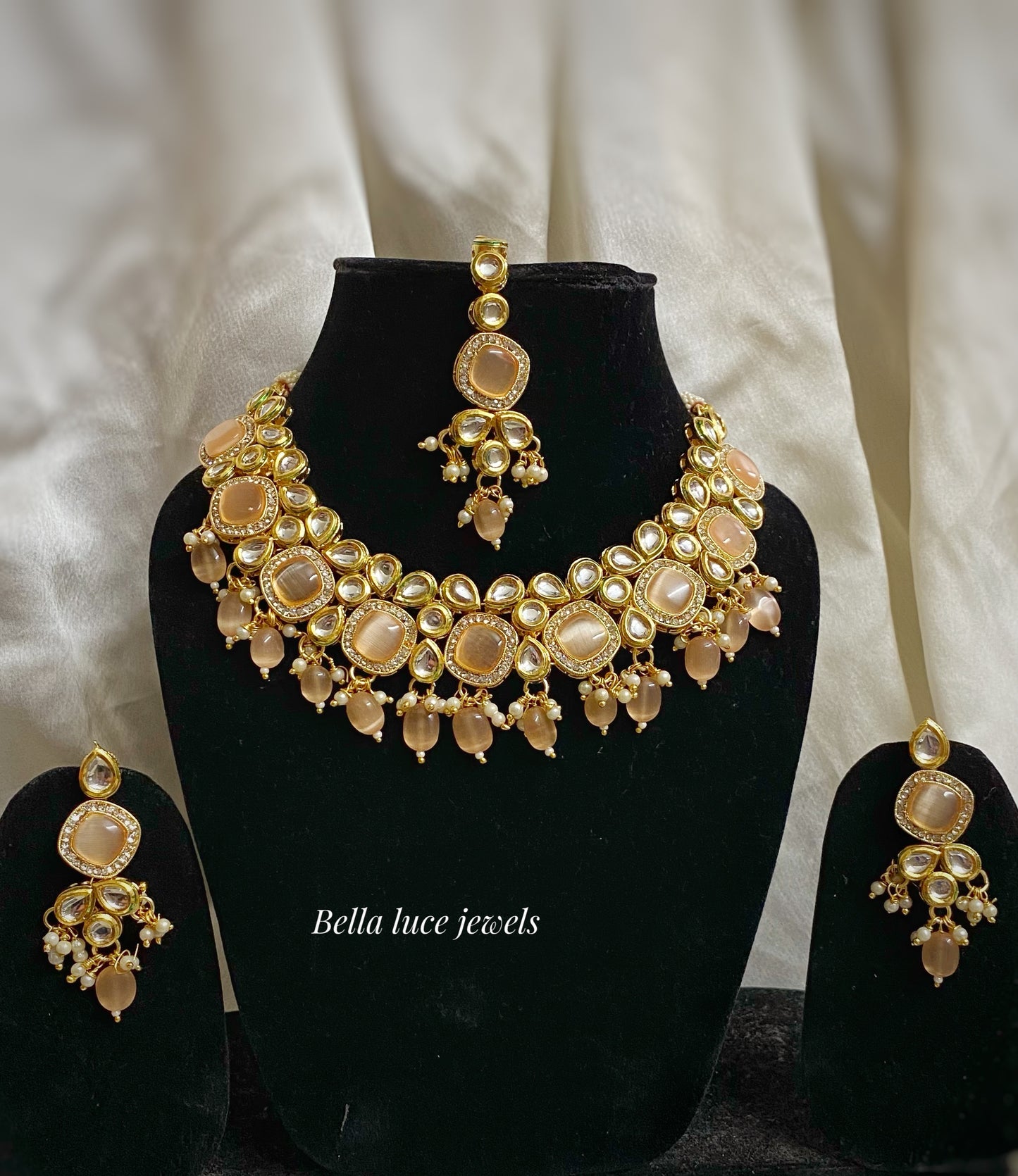 Navi kundan necklace set