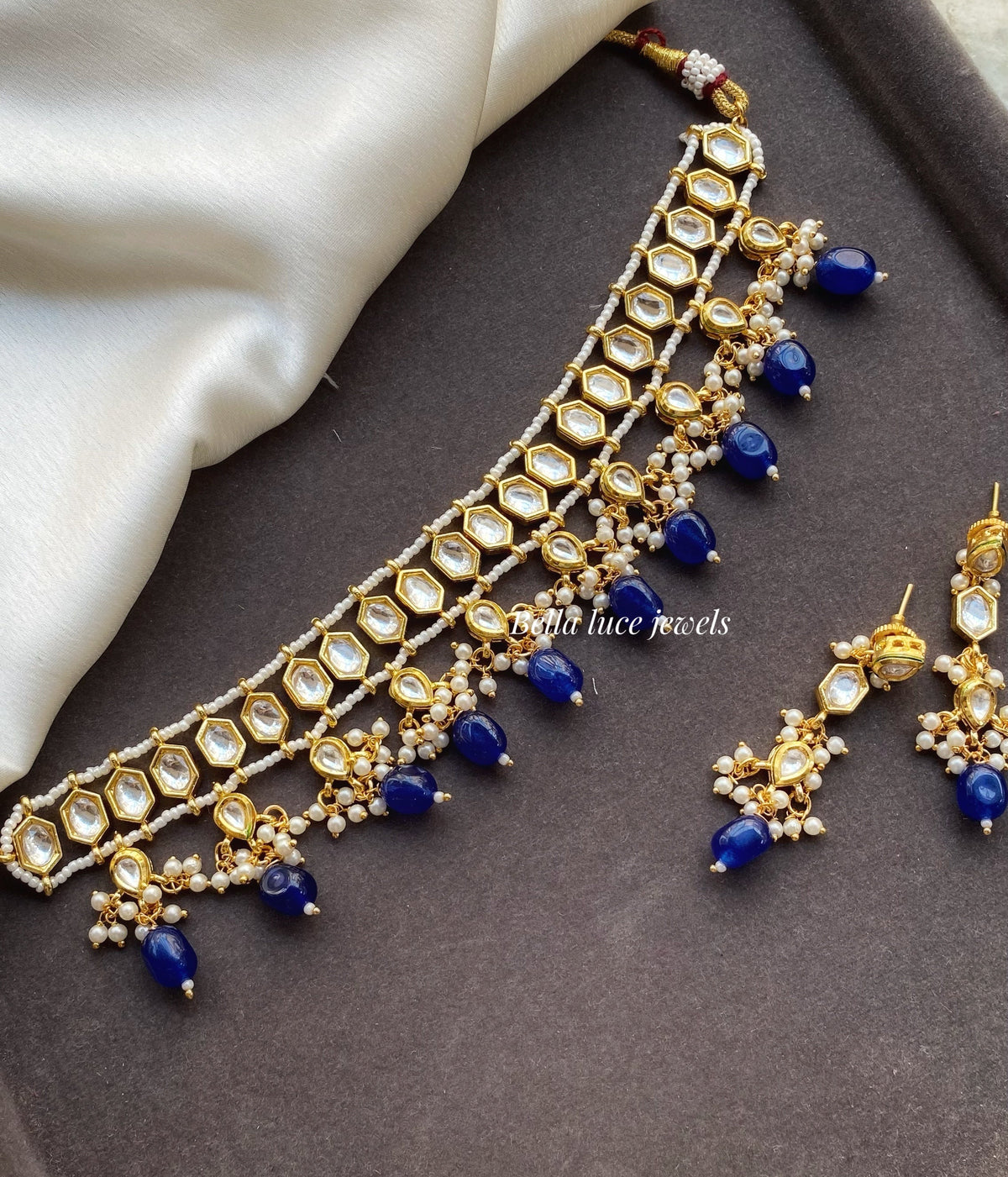Niya Choker Necklace Set