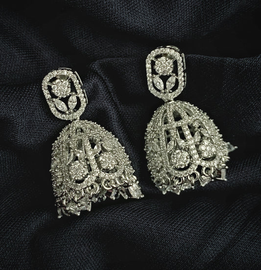 Nihi Diamond Jhumka Earrings