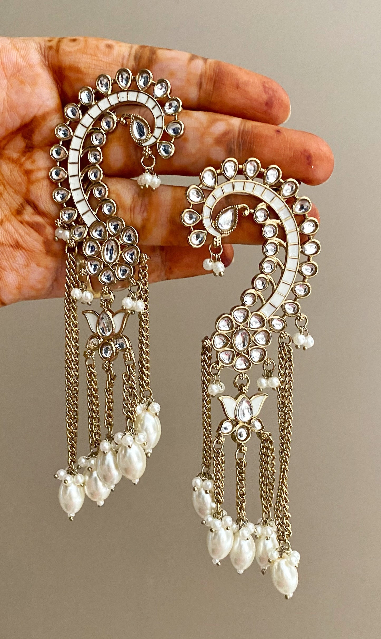 Kriya Earcuff Earrings