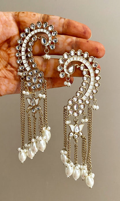 Kriya Earcuff Earrings