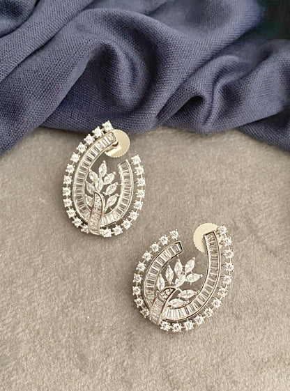 Nila Diamond studs