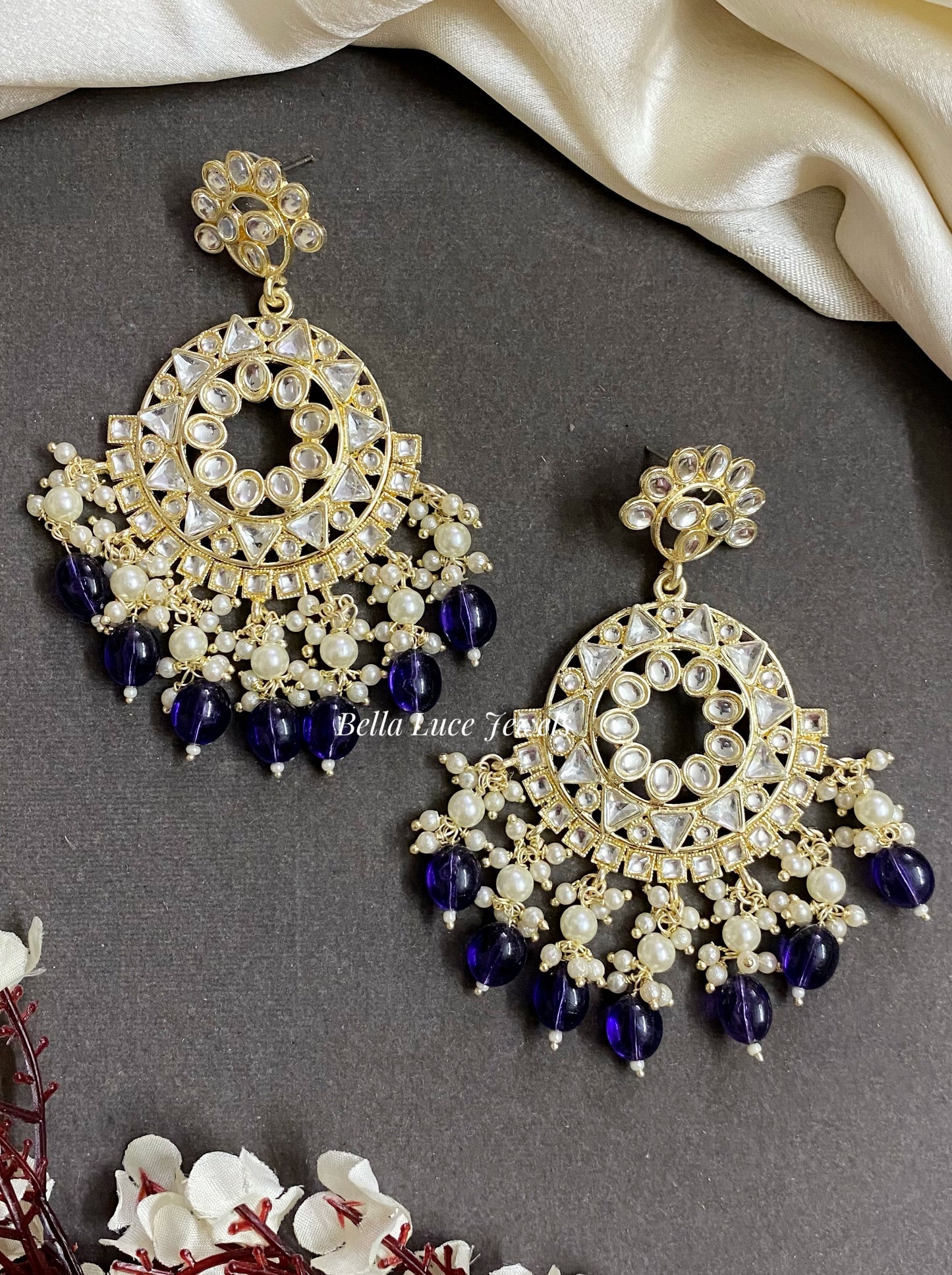 Kavya Kundan Chandbali