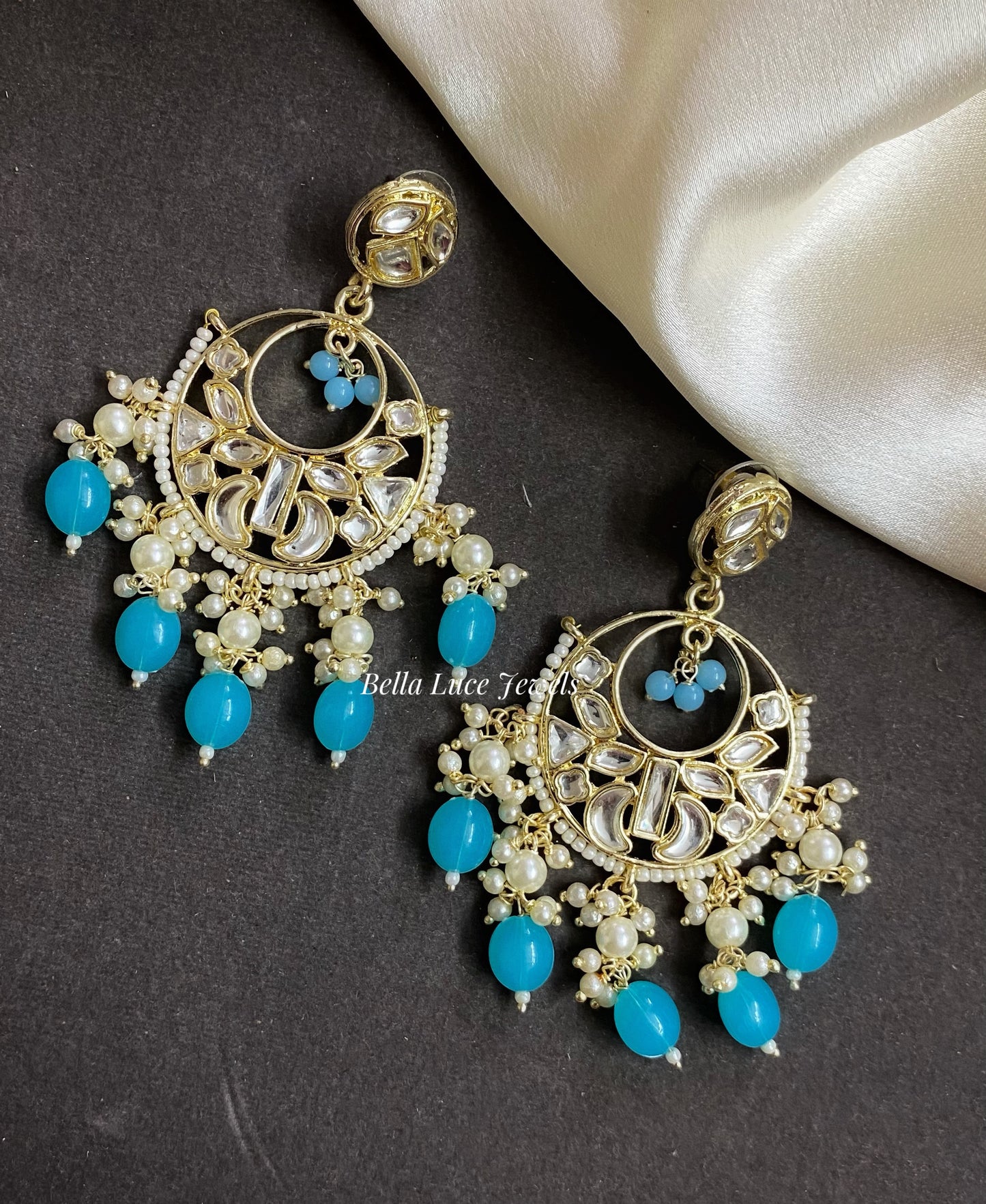Kusha Kundan Chandbali