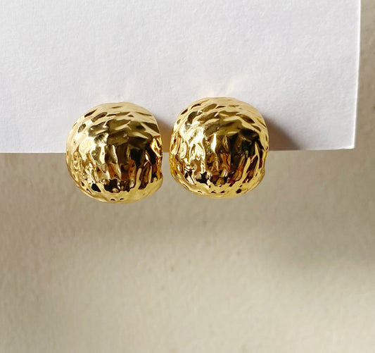 Liza golden hoops