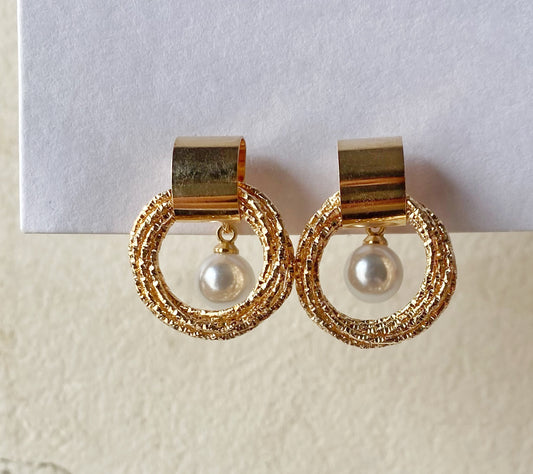 Riya Pearl studs