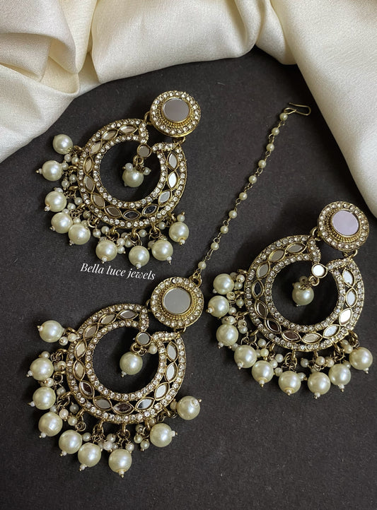 White Muskan Mirror Earrings and Maangtikka set