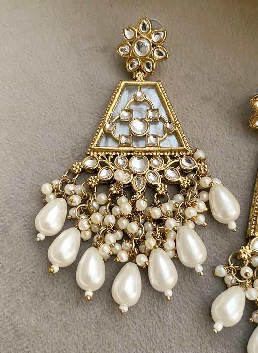 Rashmi ivory pearl earrings