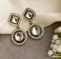 Round kundan earrings
