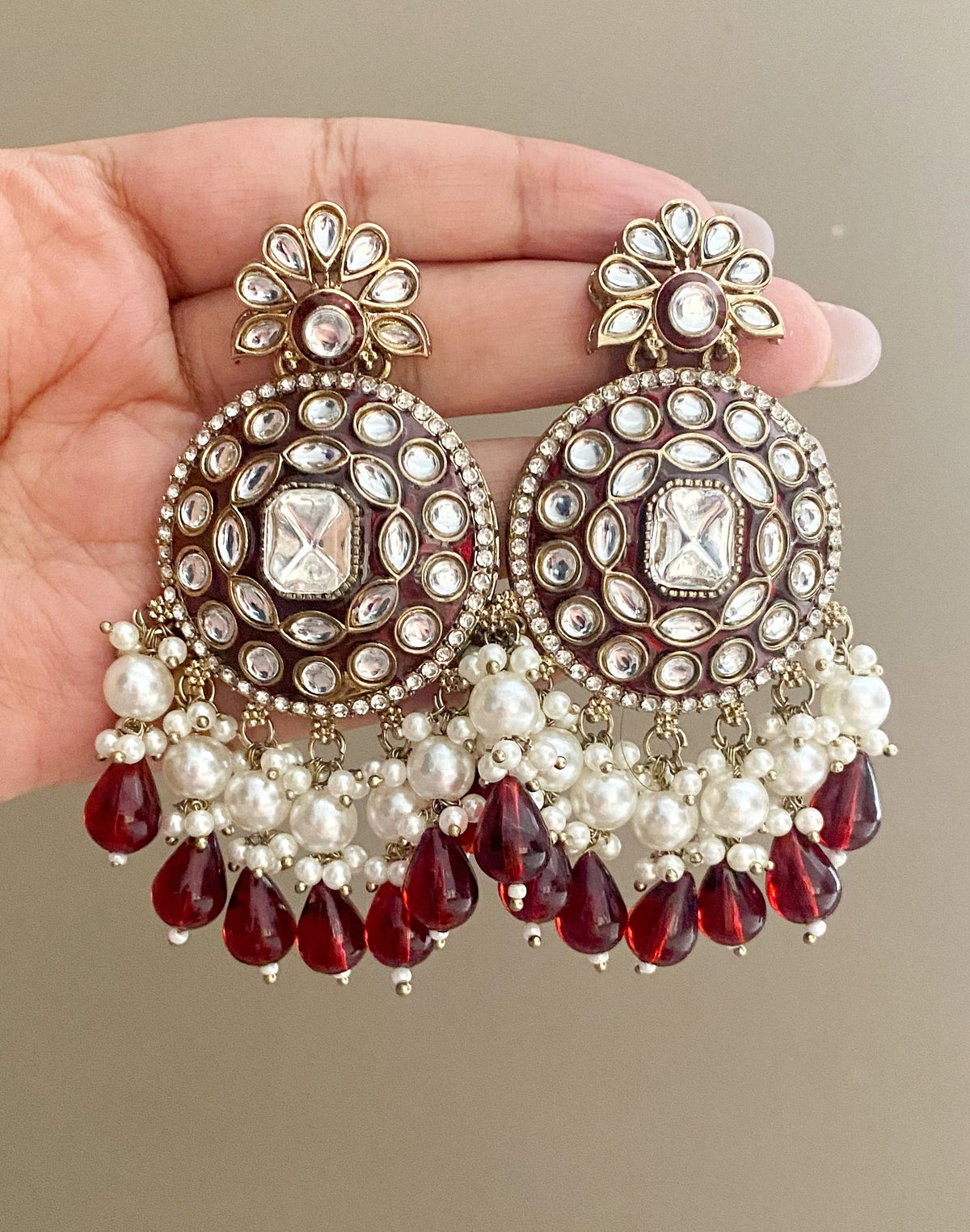 Tiya Maroon kundan chandbali