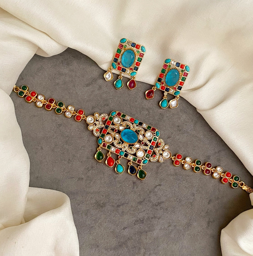 Jaanvi Multicolor kundan choker set