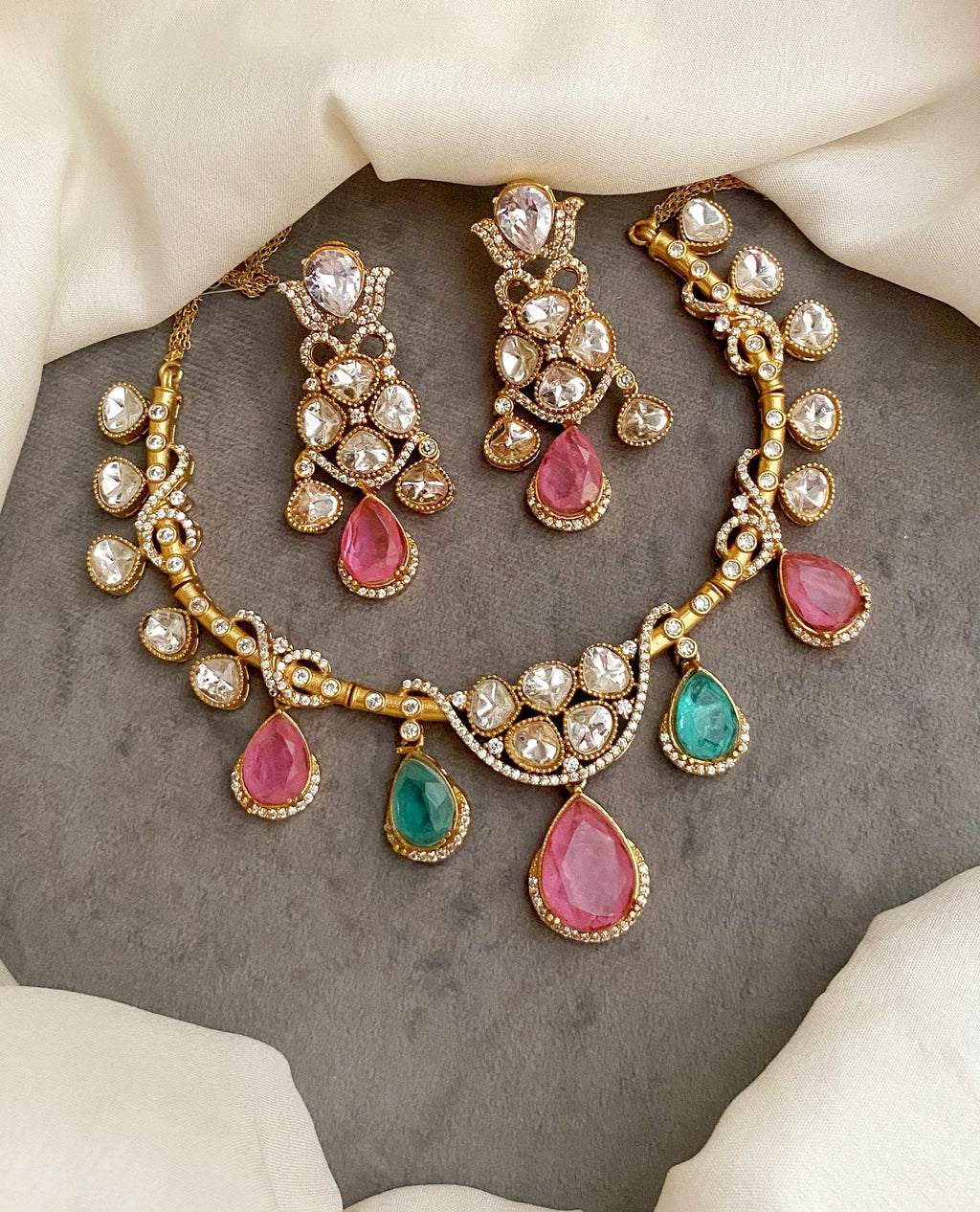 Gauri Multicolor necklace set