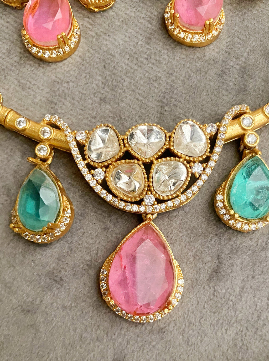 Gauri Multicolor necklace set