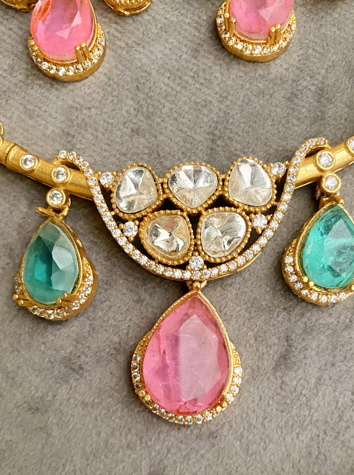Gauri Multicolor necklace set