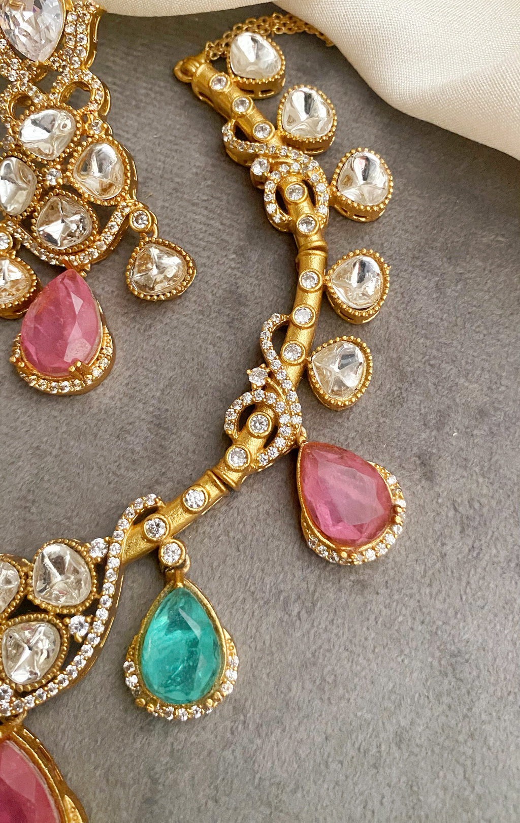 Gauri Multicolor necklace set