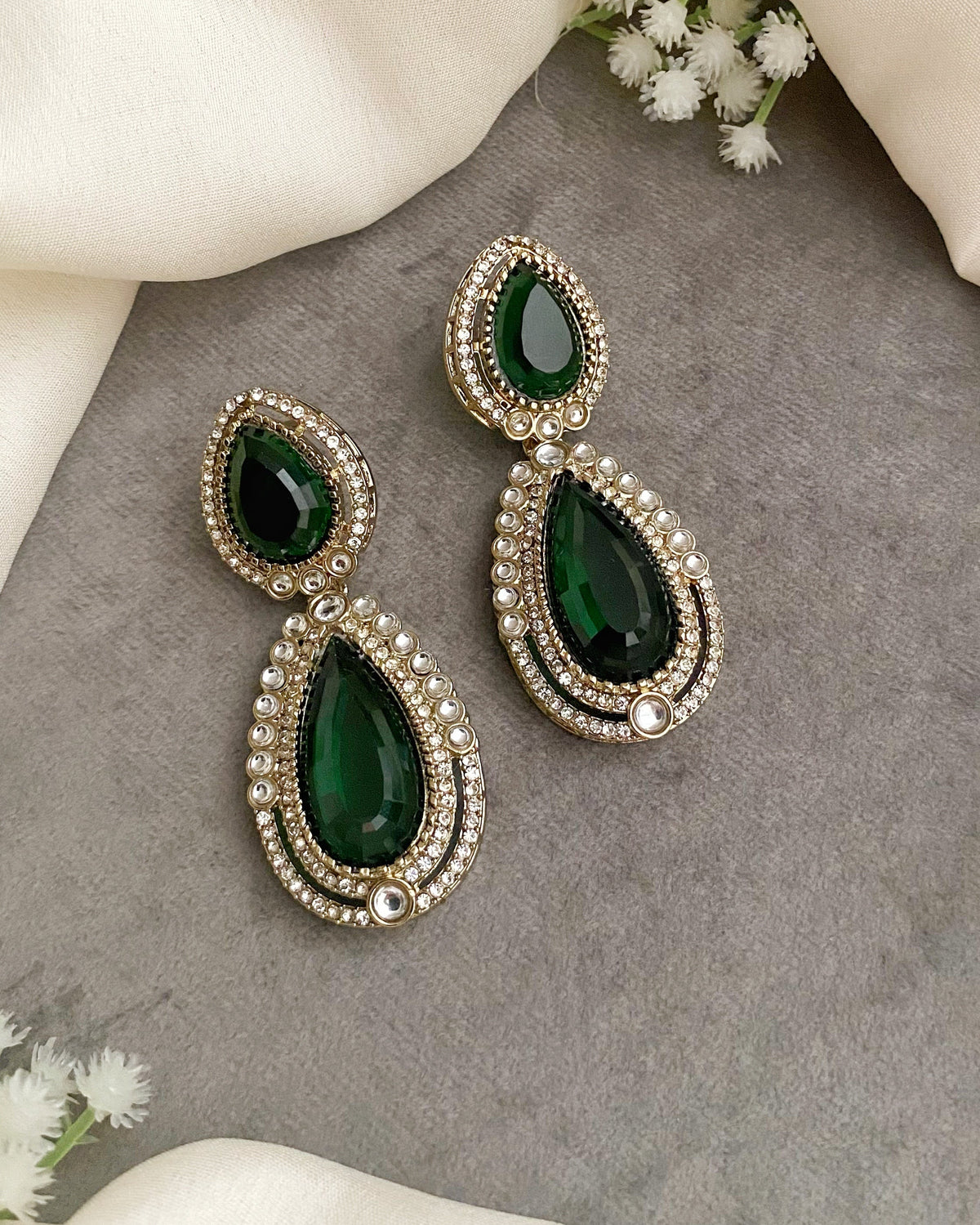 Shaya emerald dangler earrings
