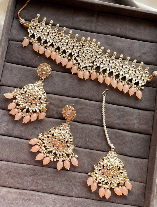 Peach Sonali kundan Choker Necklace Set