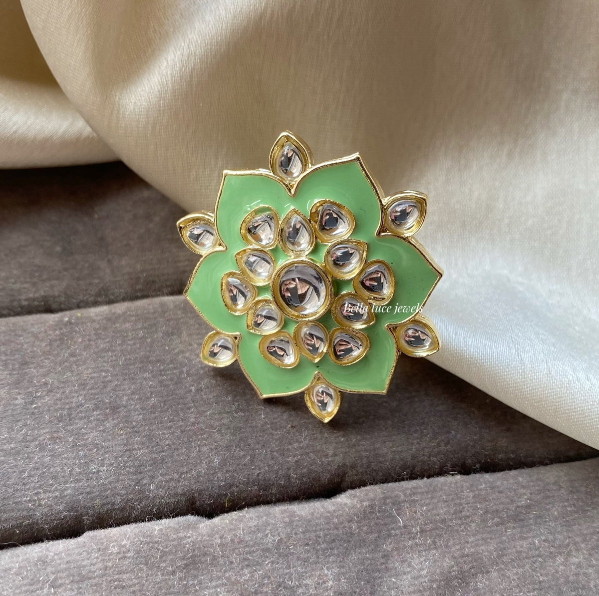 Kundan ring 10