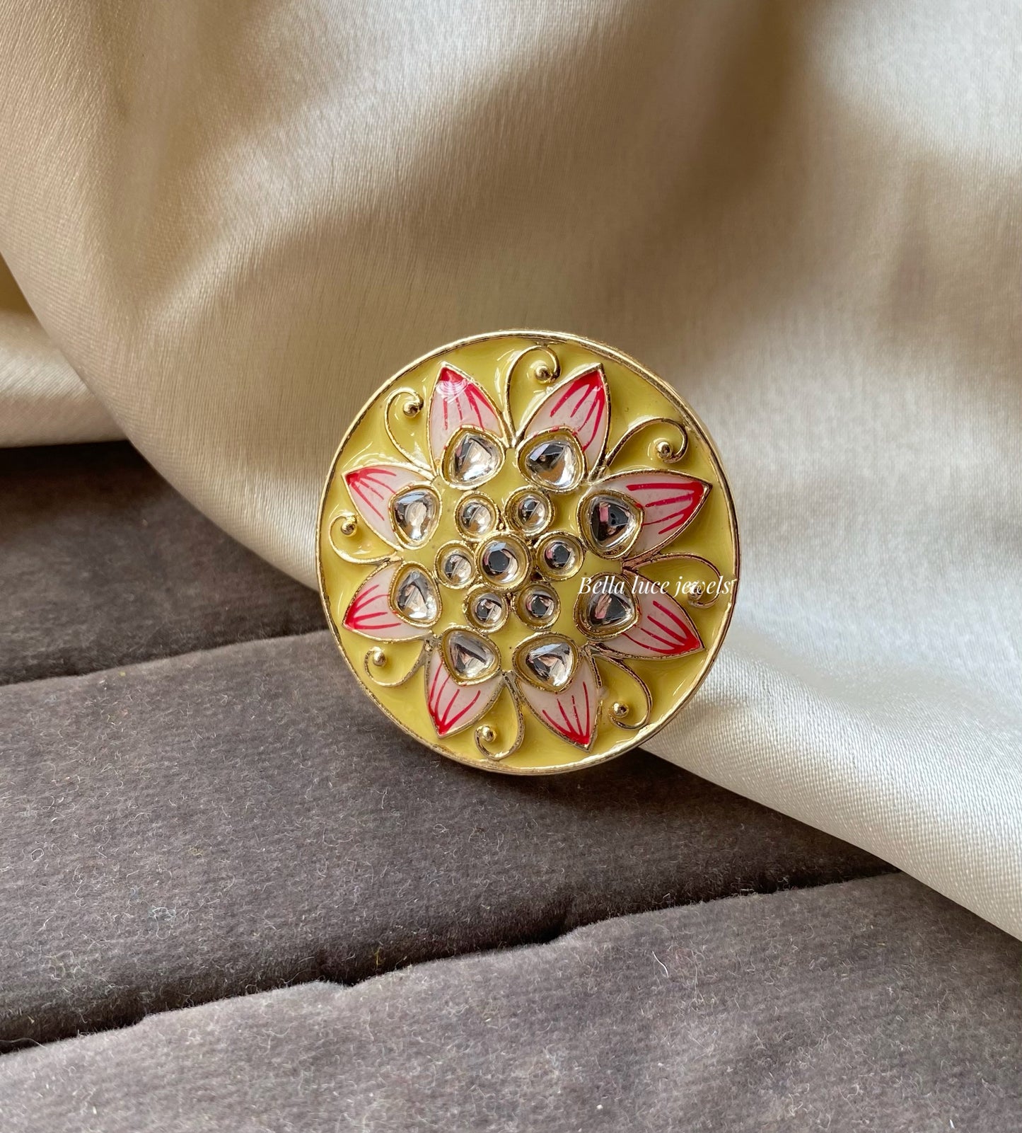 Kundan ring 8