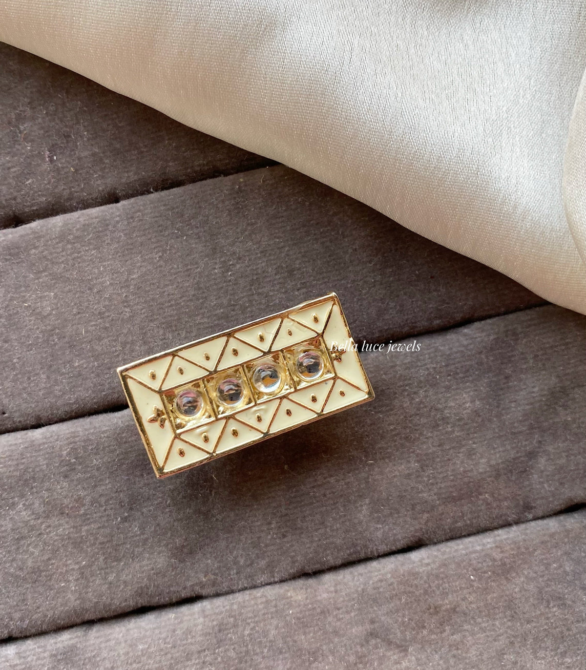 Kundan ring 14