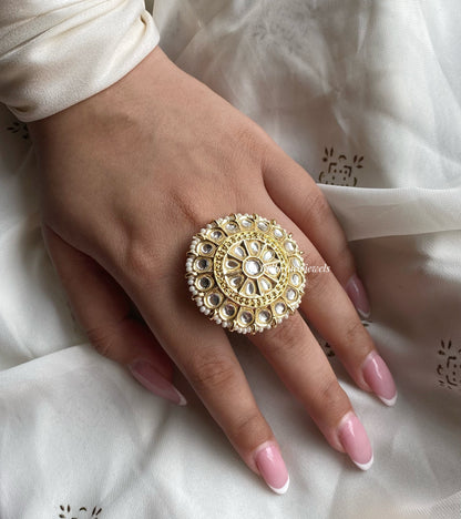 Kundan ring 2