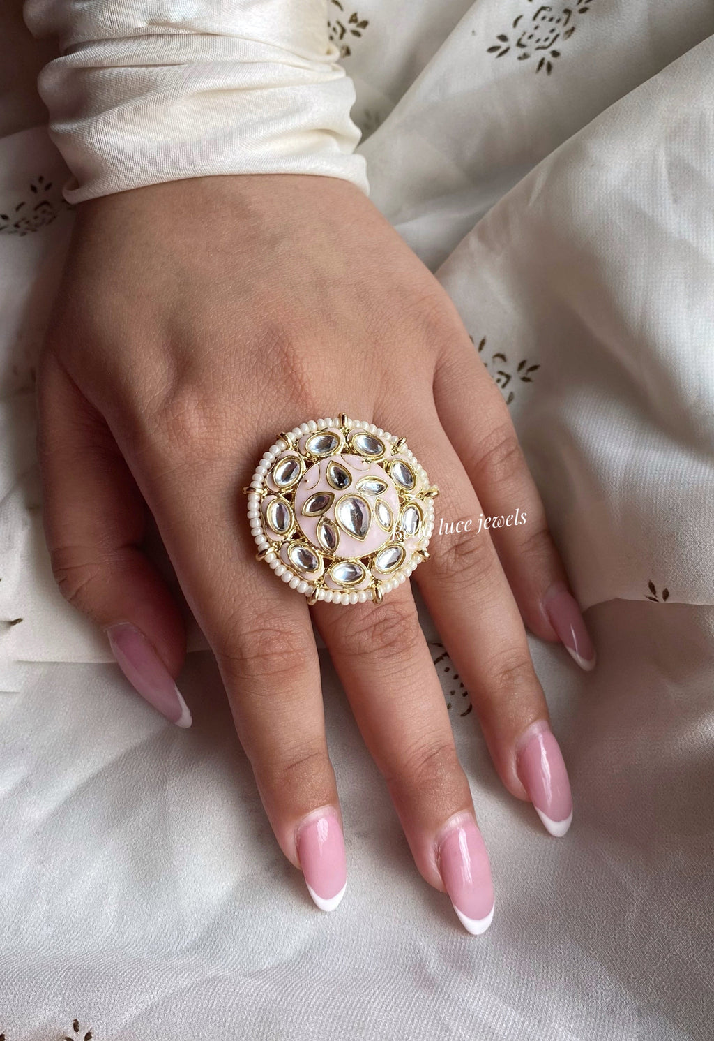 Kundan ring 9