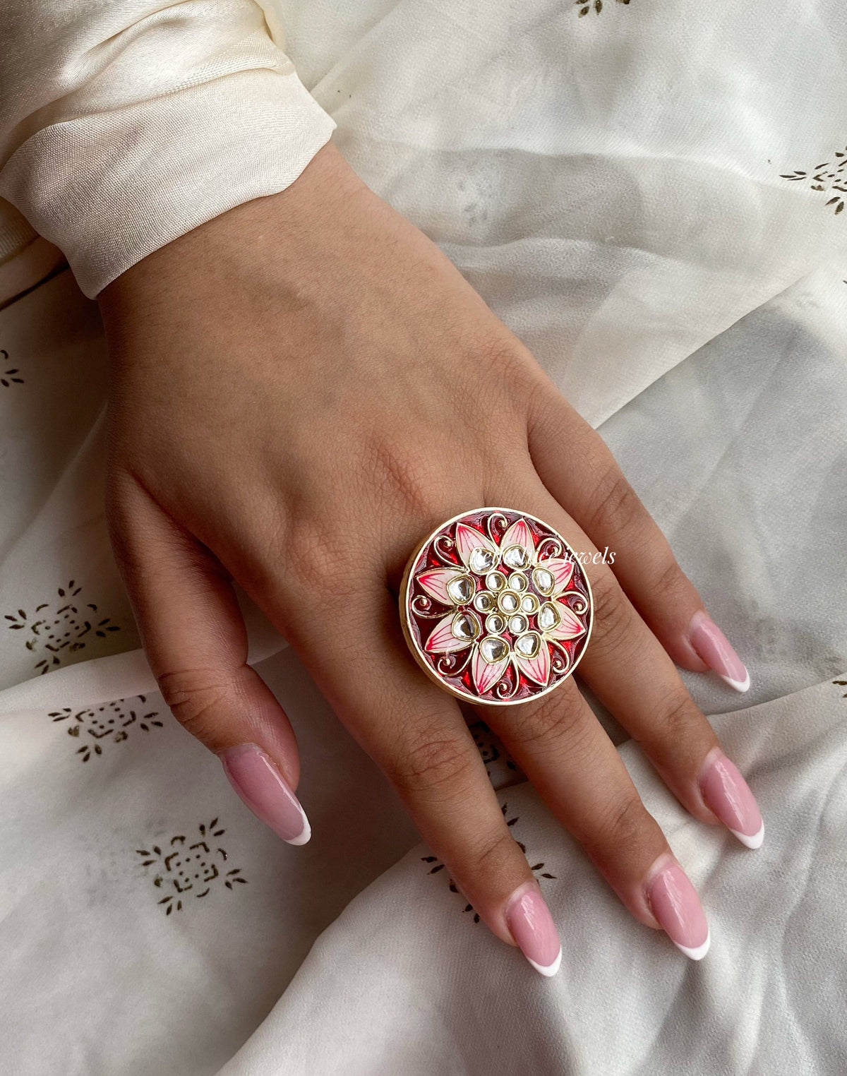 Kundan ring 8