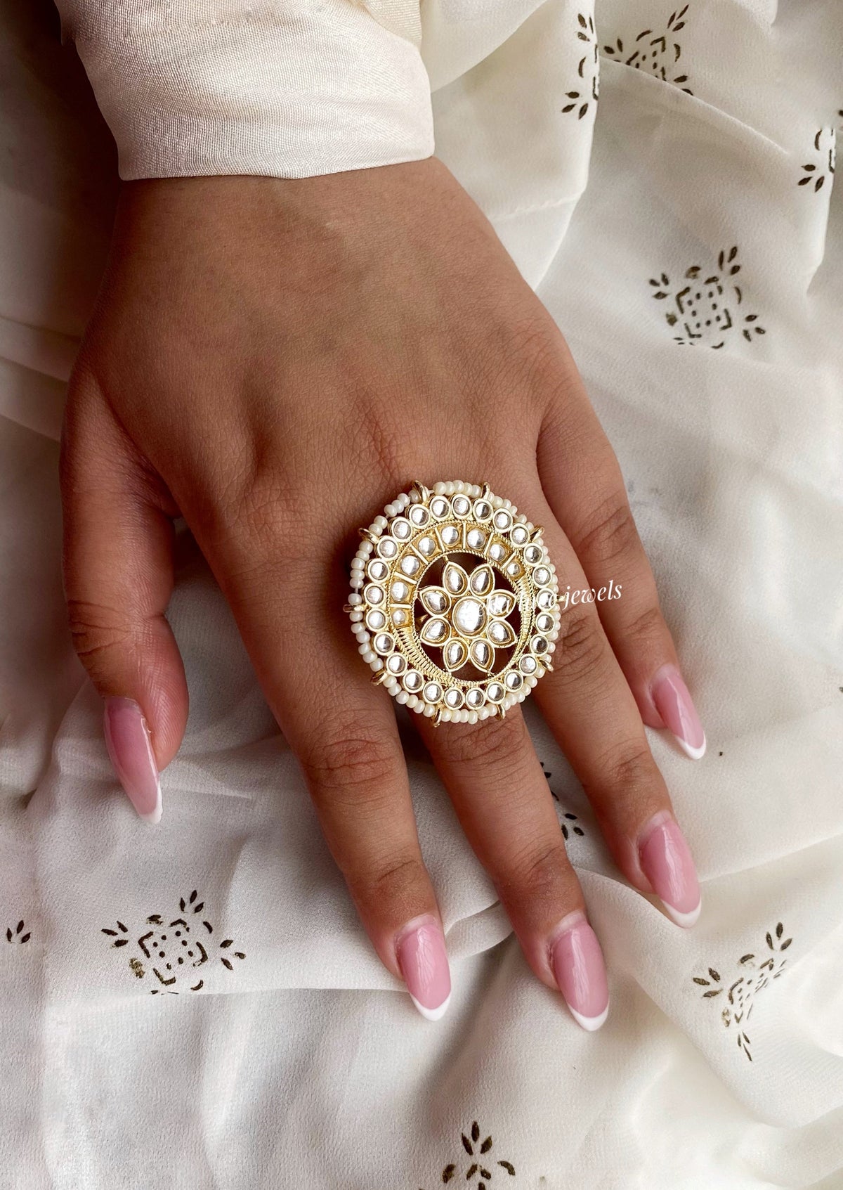 Kundan ring 17