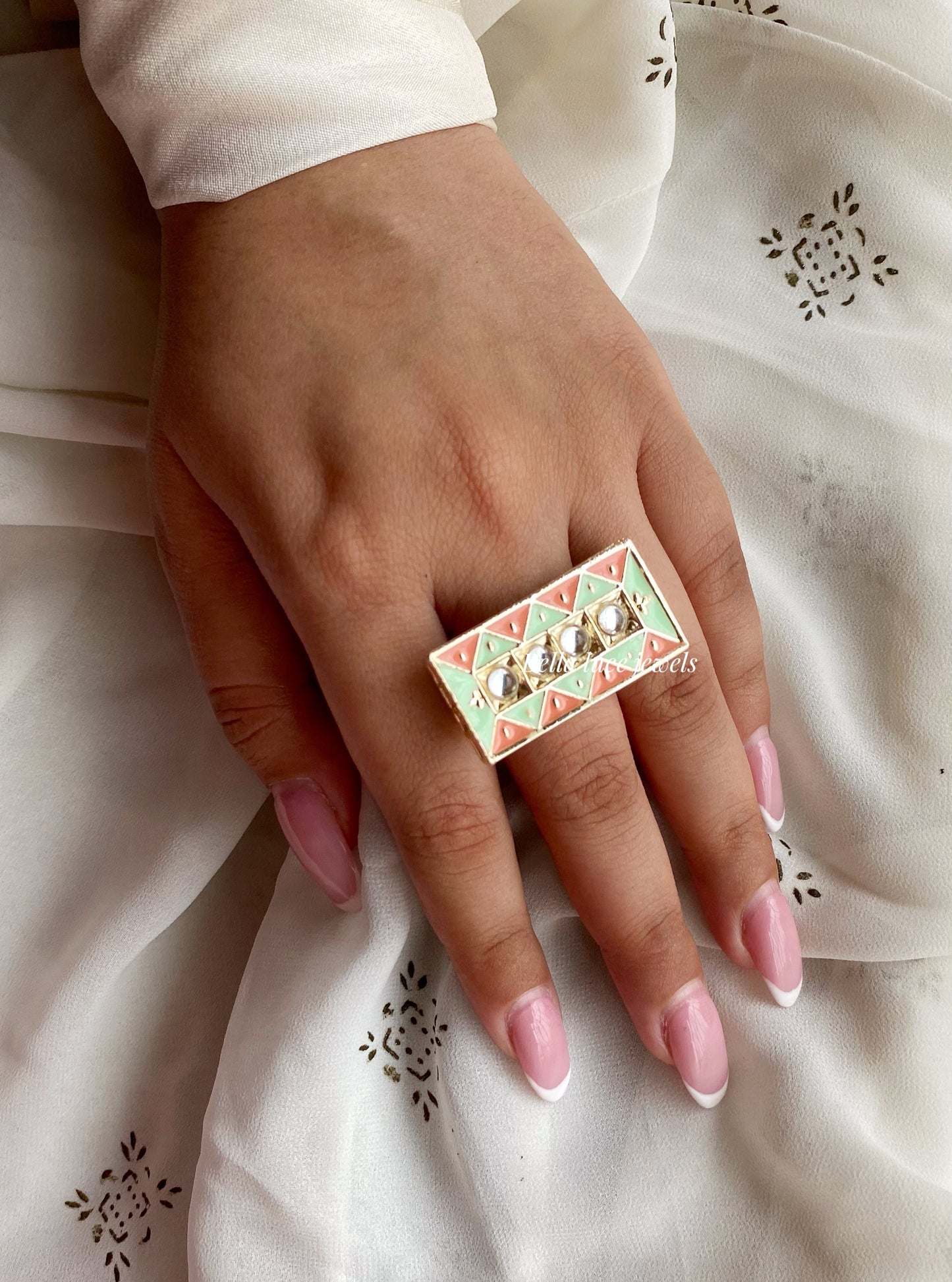 Kundan ring 14