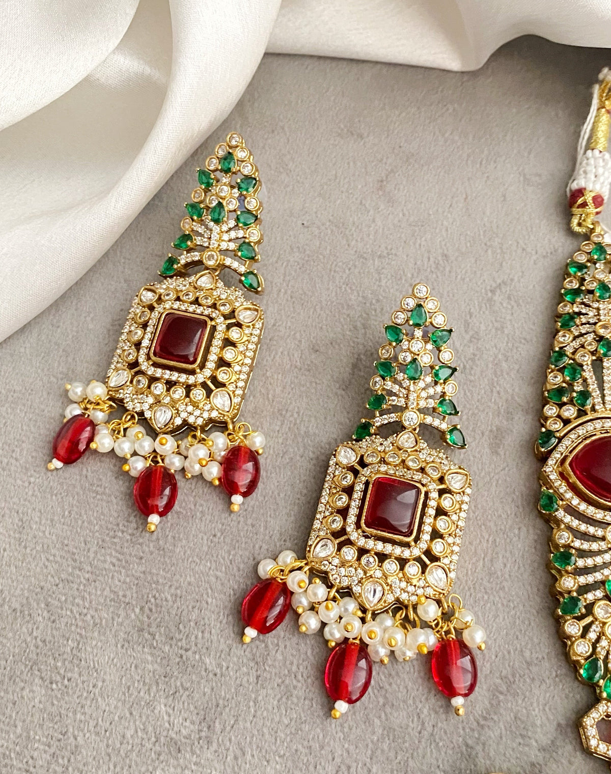 Lalita red green kundan necklace set