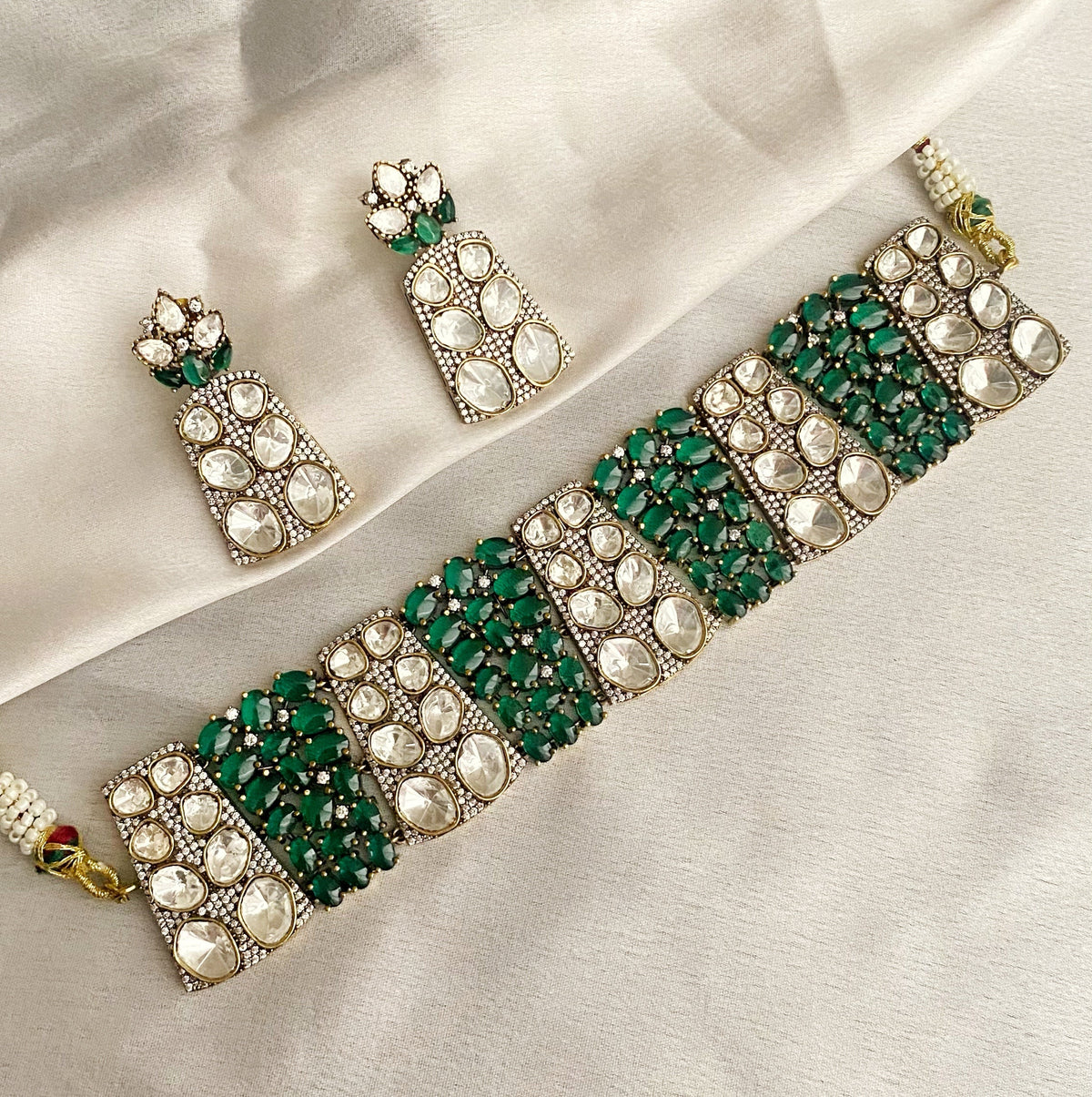 Emerald Hina Kundan choker set
