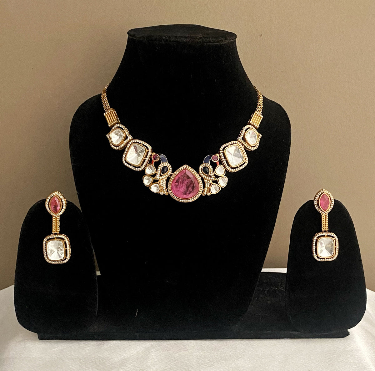 Mayur mossionite Kundan necklace set