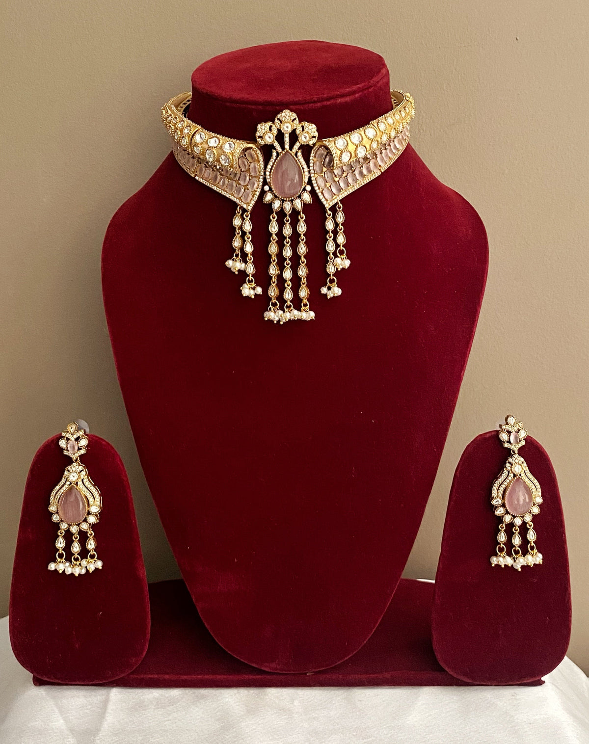 Dia Pink kundan necklace set