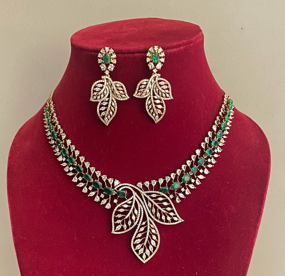 Green gayatri american diamond necklace sets