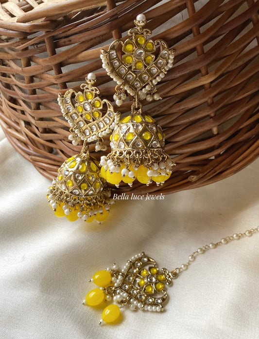 Yellow Nagma Kundan Jhumka with Maangtikka