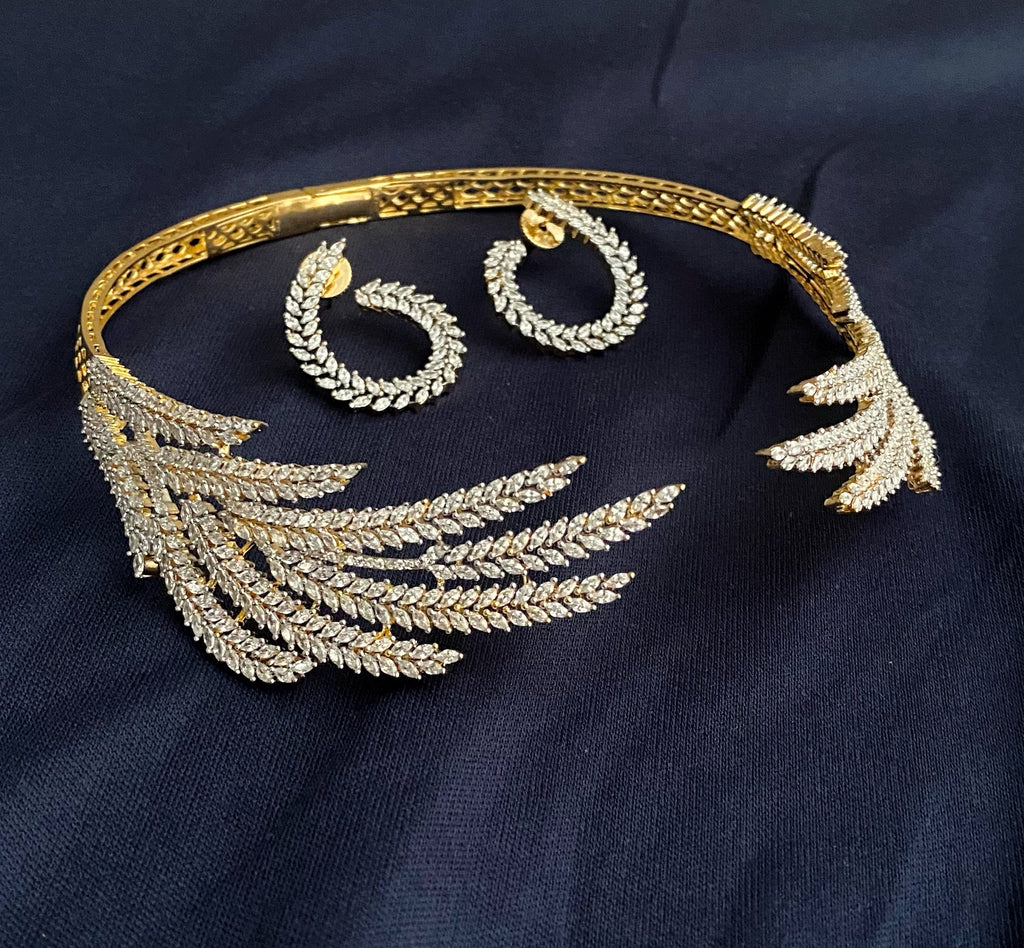Tia american diamond hasli necklace