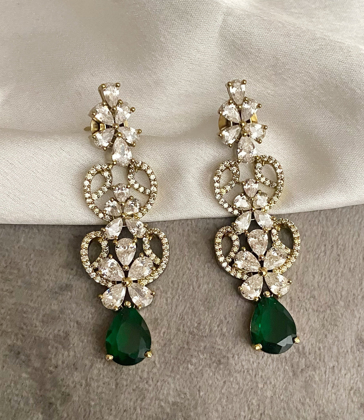 Emerald dipa american diamond necklace sets