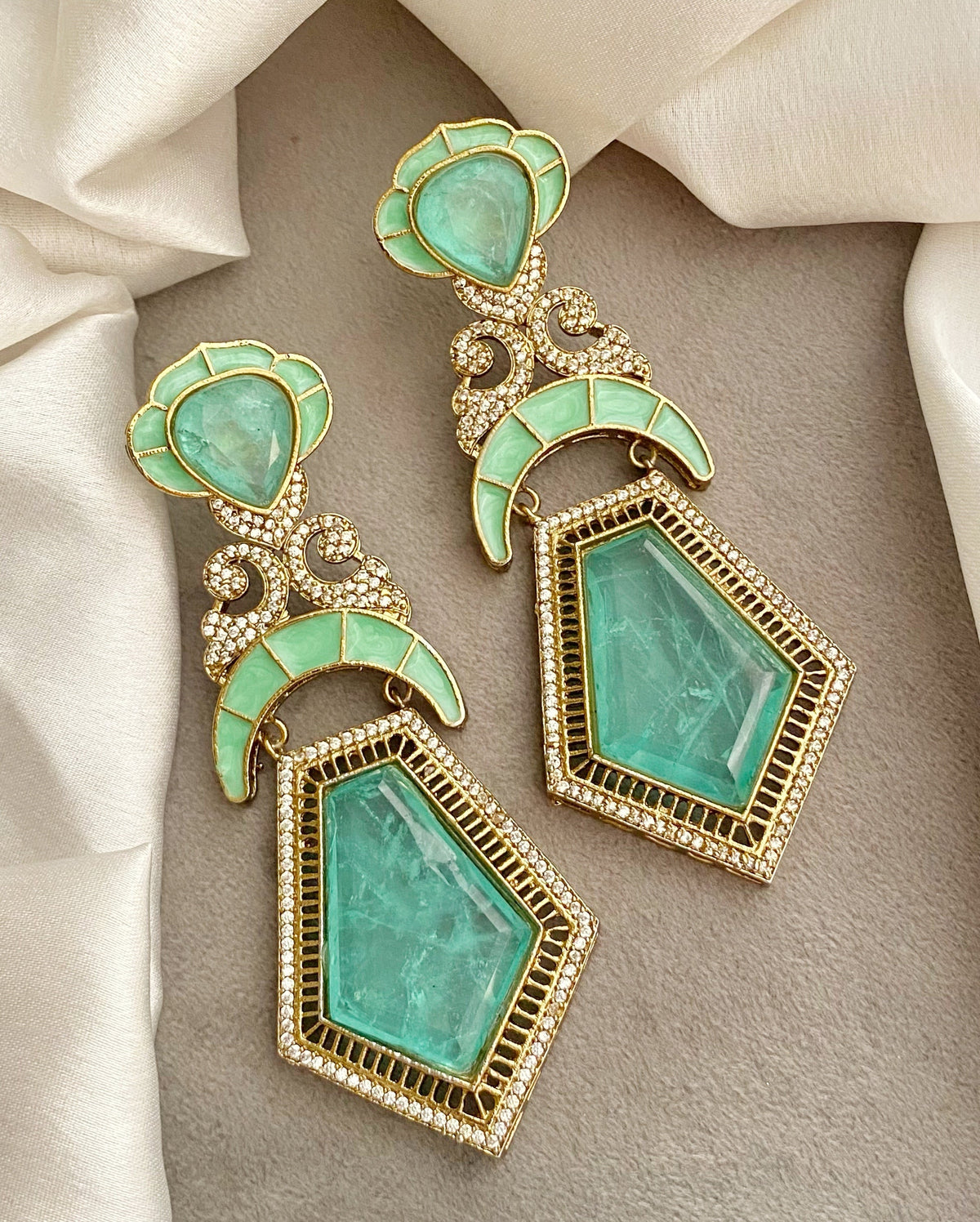 Mint jhia mossionite earrings