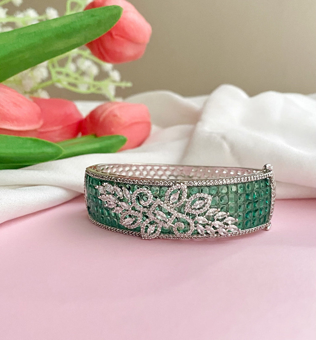 Emerald Tarini diamond bracelet