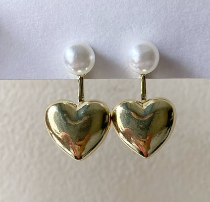 Pearl heart studs