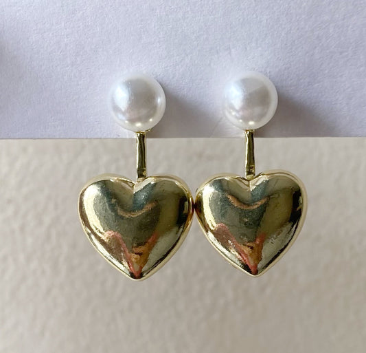 Pearl heart studs