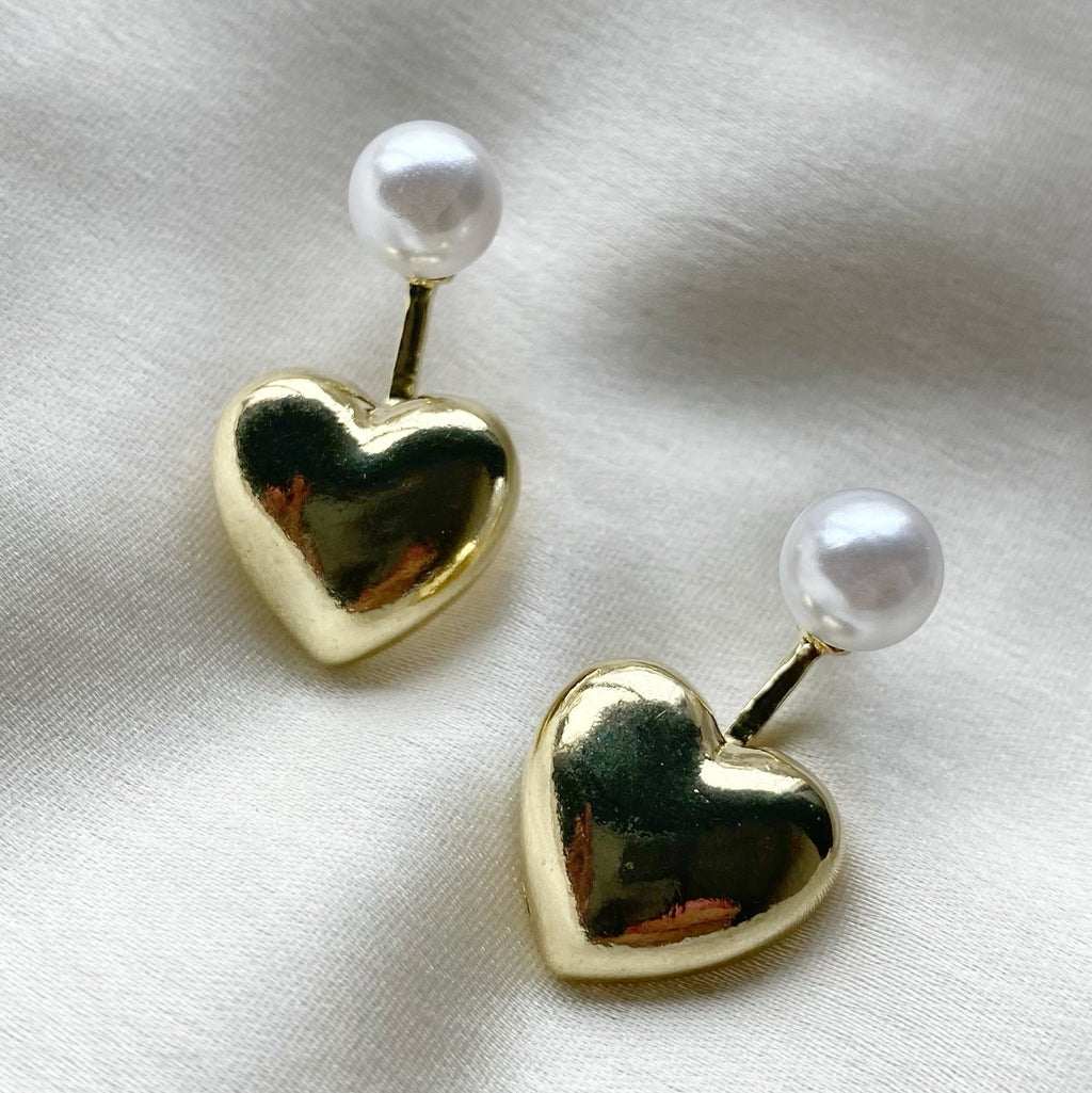 Pearl heart studs